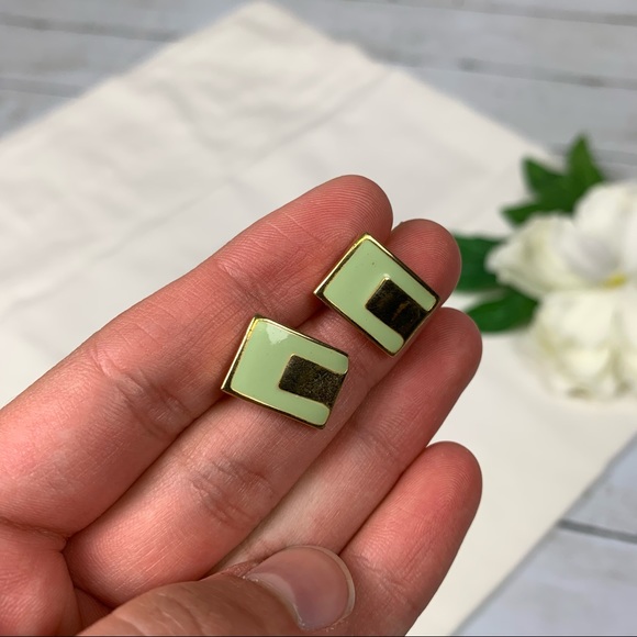 Vintage Green Enamel Gold Rectangle Stud Earrings - Picture 11 of 11